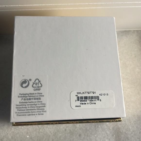 Michael Kors Rose Gold Open Heart/MK Logo/Pave’ Crystal Stud Earrings w/Dust Bag - Picture 14 of 14